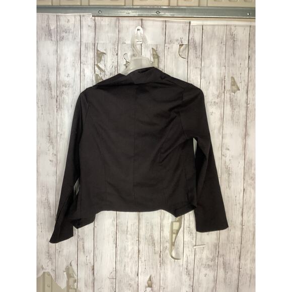 Love Republic Women's Solid Black Open Front Crop Blazer Size W19 L20 - Picture 2 of 5